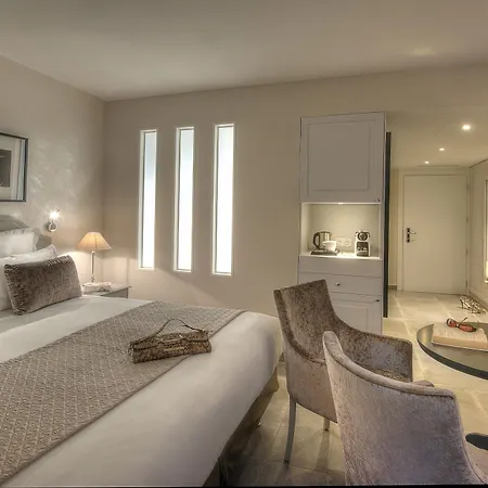 La Bastide De L'oliveraie Hotel 4*
