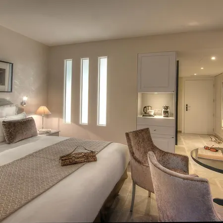 Otel La Bastide De L'oliveraie 4*